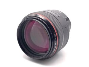 EF85mm F1.2L II USM ポートレートに魔法をかける高精細中望遠レンズの魅力