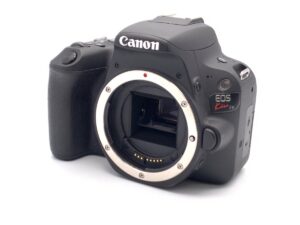 一眼デビューに最適EOS Kiss X9はタッチ操作と軽さが魅力の高性能モデル